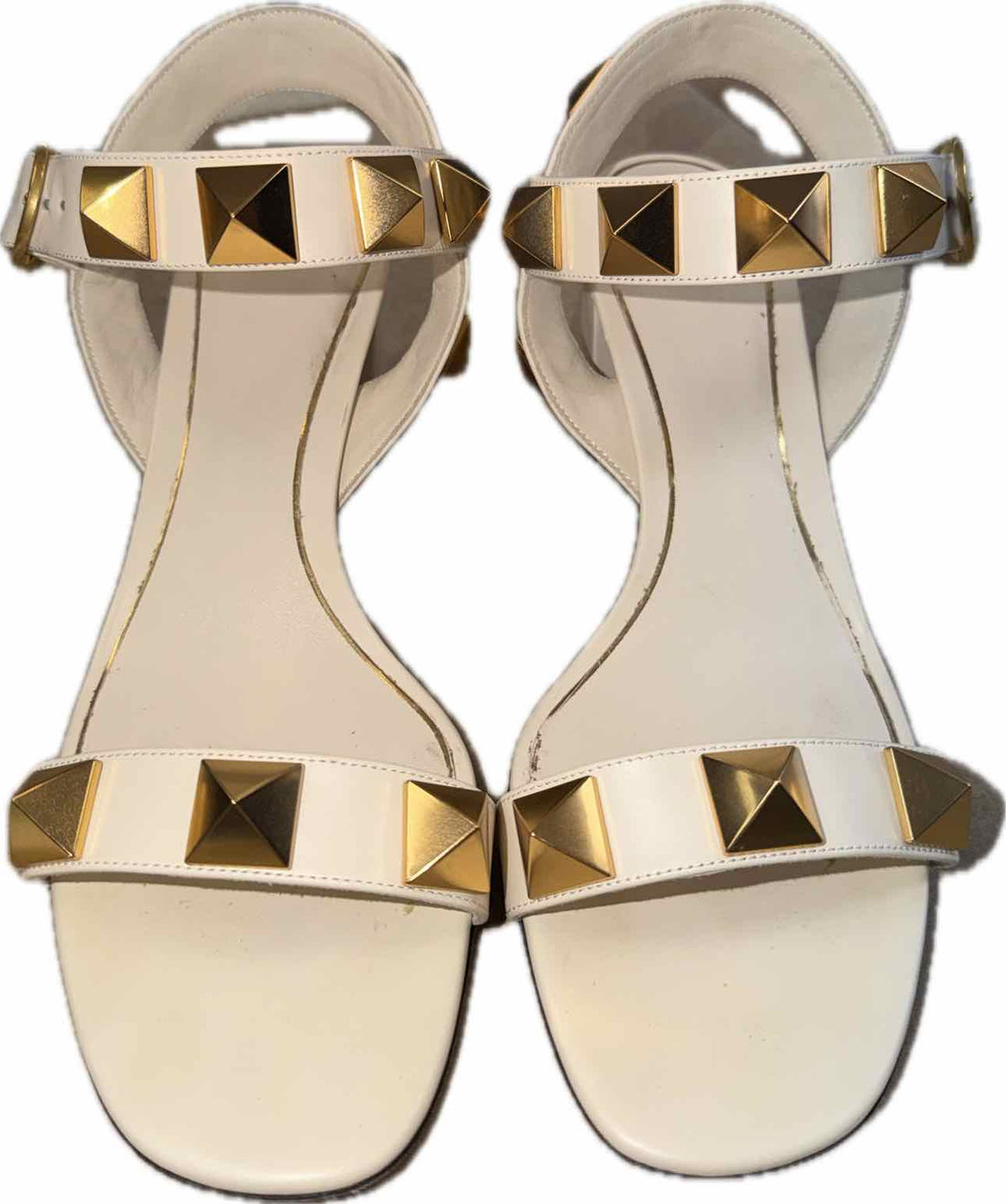 Valentino Garavani Roman Stud Mid Heel